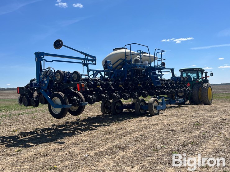 2023-kinze-3605-image-5