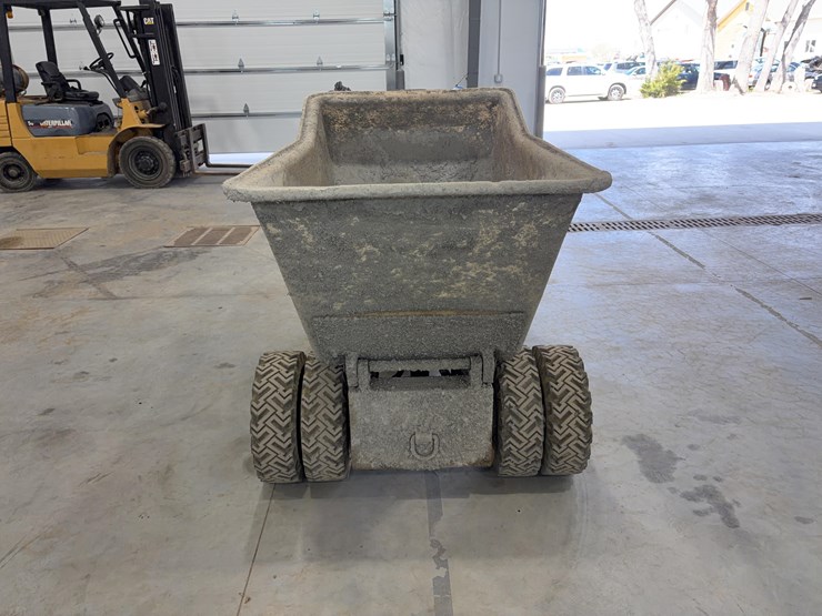 whiteman-wbh-10-concrete-buggy-image-4