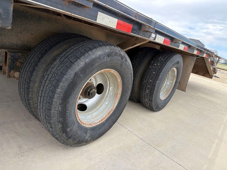 2018-dct-101”-x-32ft-gooseneck-flatbed-trailer-image-8