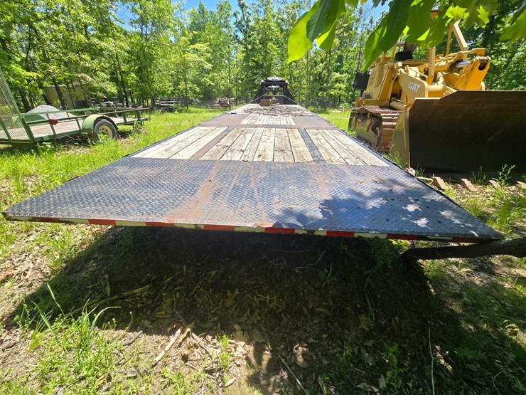 #24321-•-2009-p.j.-35'-flatbed-trailer-image-7