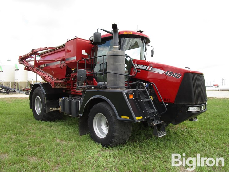 2019-case-ih-titan-4540-image-3