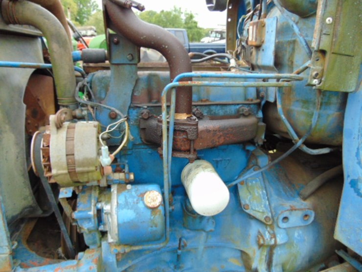 ford-4000-image-3