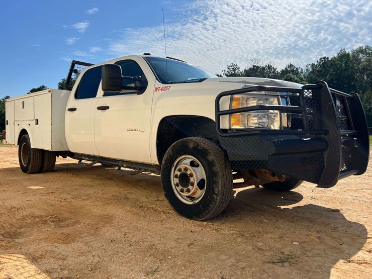 2013-chevrolet-silverado-3500hd-image-4