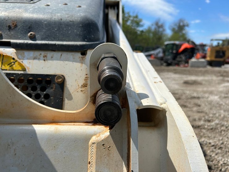 2023-bobcat-mt100-image-11