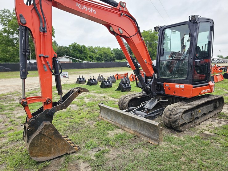 kubota-kx057-5-image-2