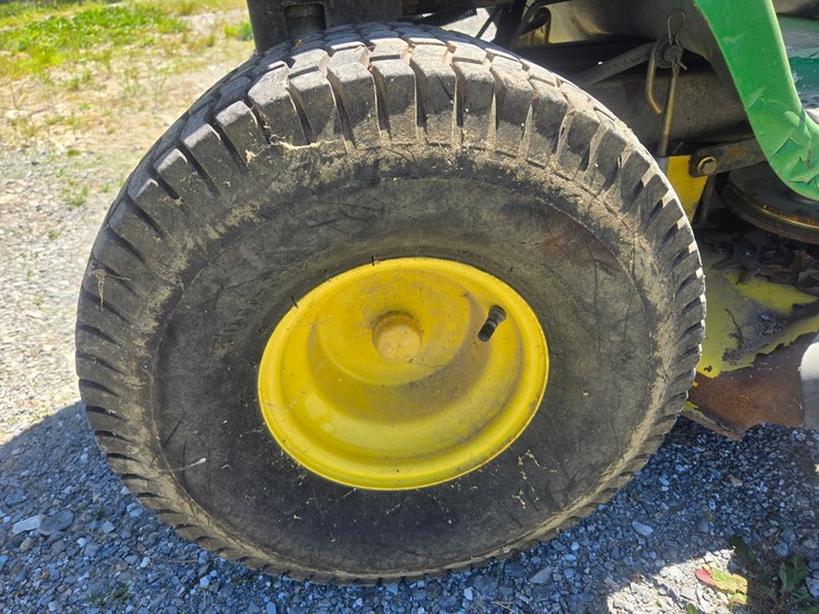 john-deere-la120-image-33
