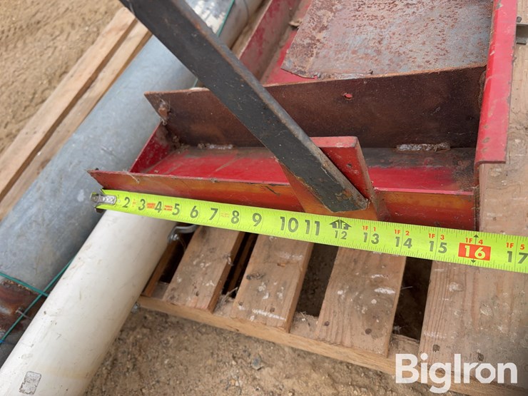 14’-gravity-box-drill-fill-auger-image-20