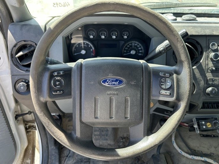 2013-ford-f250-sd-image-19