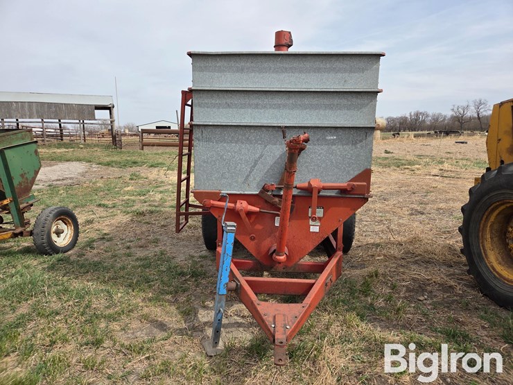 heider-rs-feed-wagon-image-2