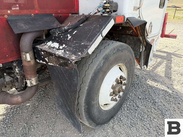 1994-peterbilt-320-image-50
