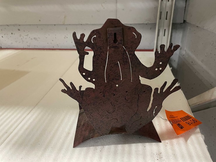 #9016-•-metal-frog-garden-hose-holder-(cw)-image-3