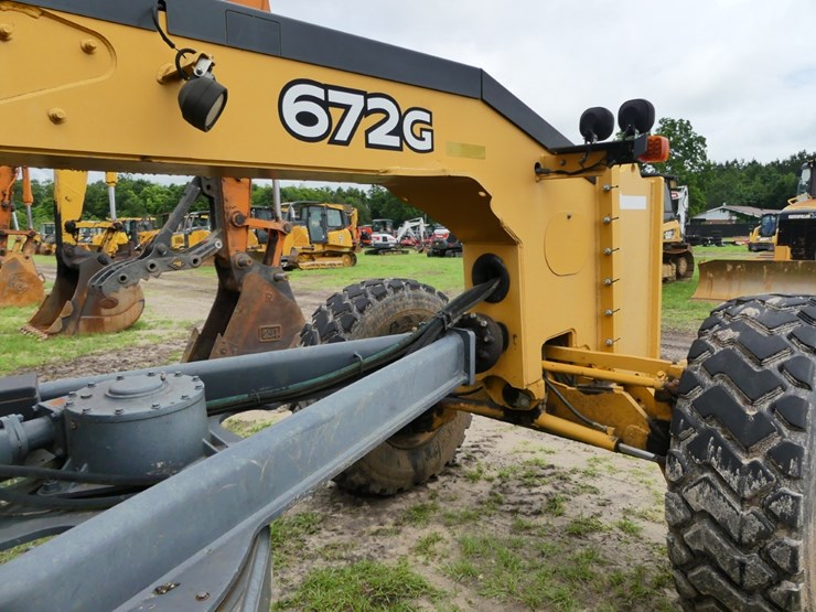 deere-672g-image-9