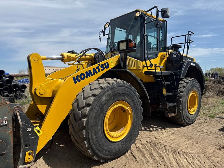 komatsu-wa380-image-1