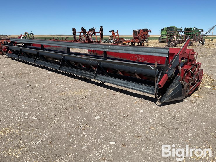1988-case-ih-1010-image-1