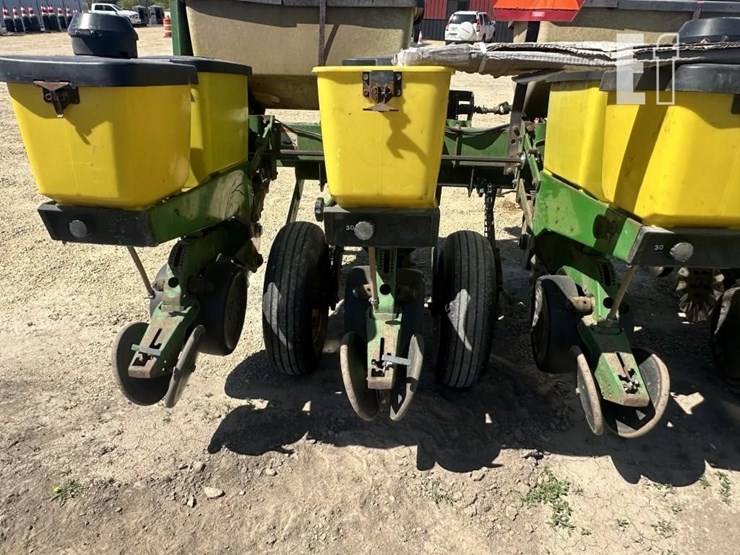 1996-john-deere-1750-image-9