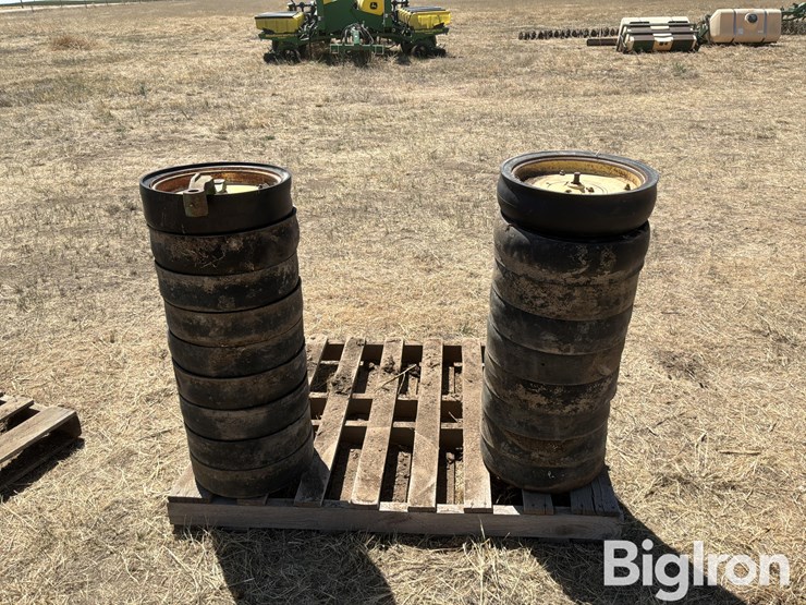 john-deere-7300-image-6