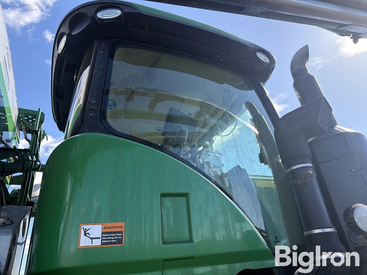 2020-john-deere-f4365-image-17
