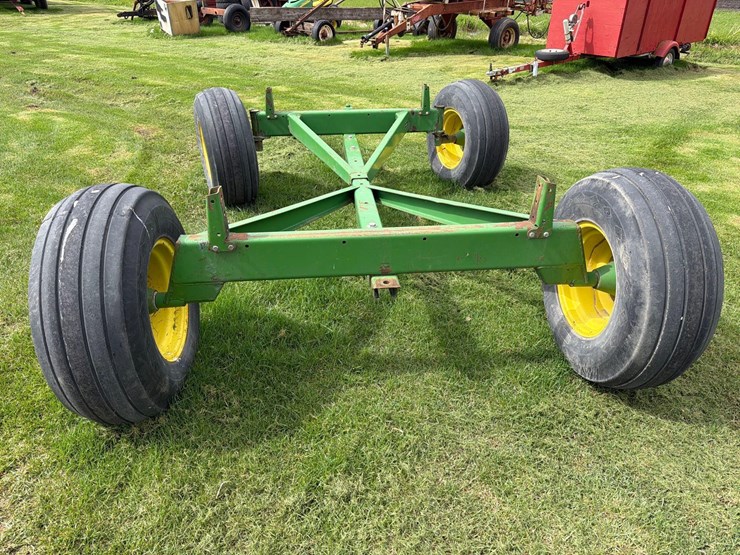 john-deere-1075-image-5