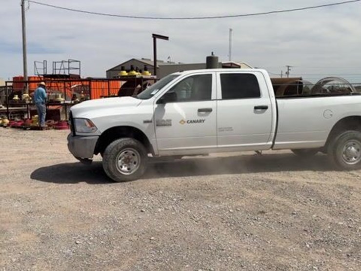2015-ram-2500-hd-image-13