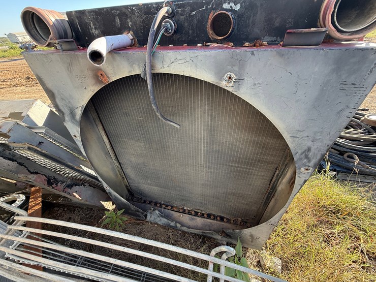 (1)-53”l-x-10”w-x-59”h-&-(1)-44”l-x-11”-x-53”h-cac-/-radiator-&-related-gaurds-image-5