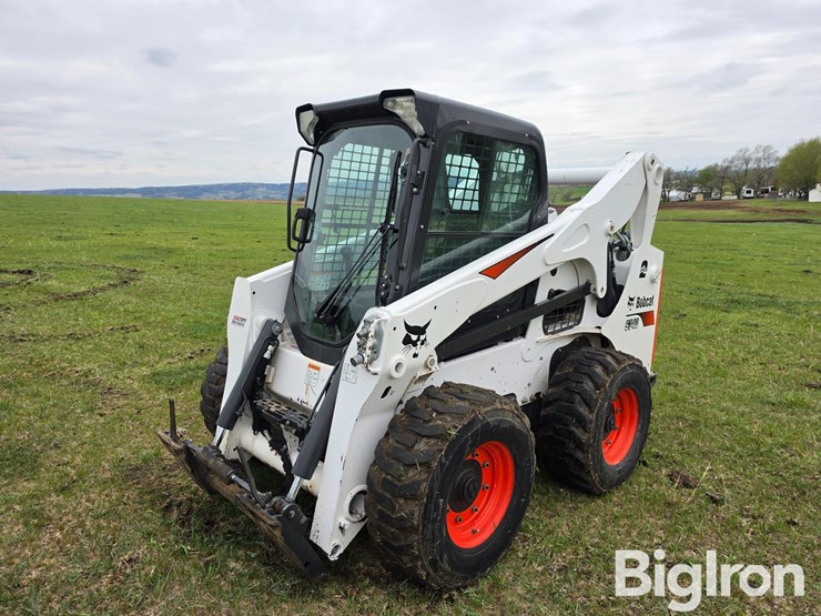 2022-bobcat-s740-image-1