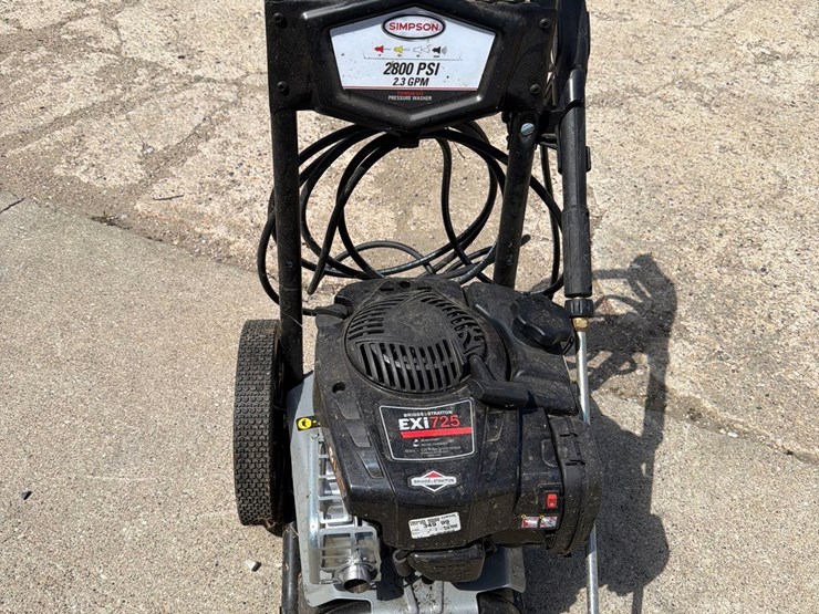 briggs-&-stratton-exi-725-power-washer-image-2