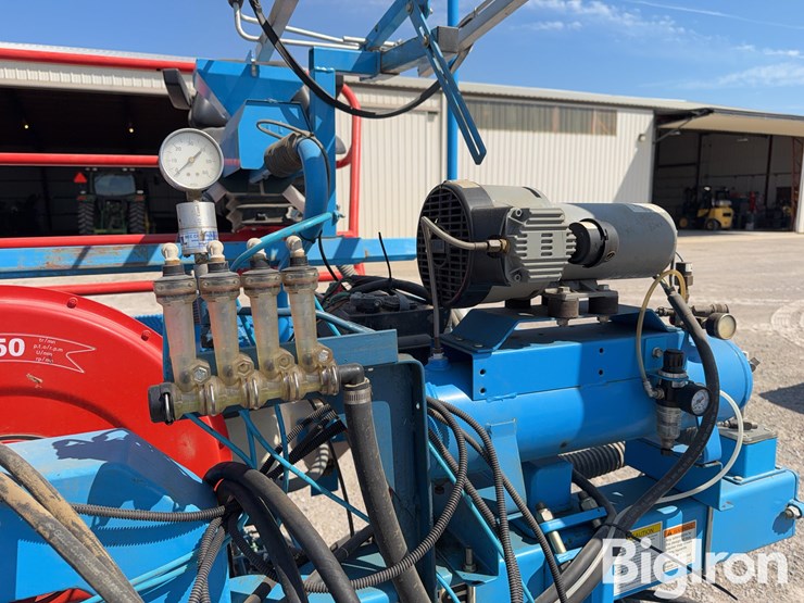 monosem-4-row-research-planter-image-11