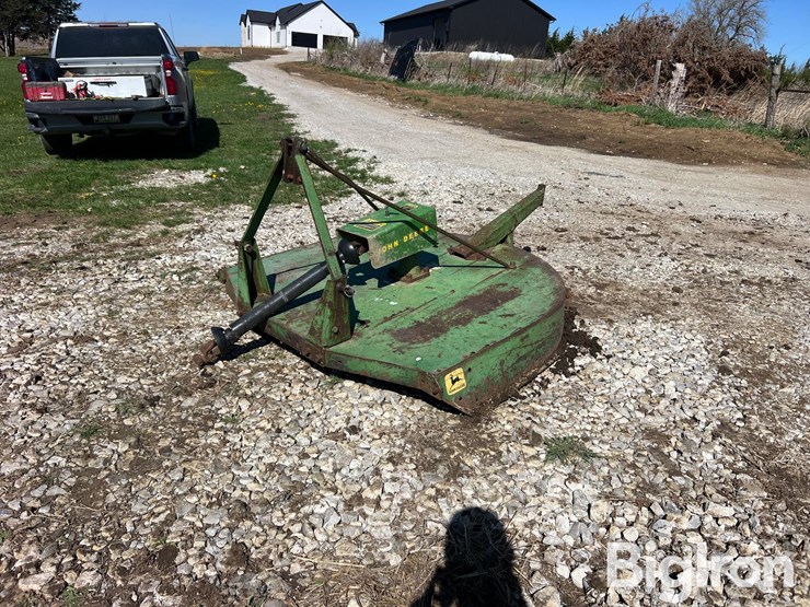 john-deere-5-image-1