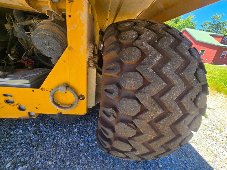 #24312-•-caterpillar-worksite-6x4-image-45
