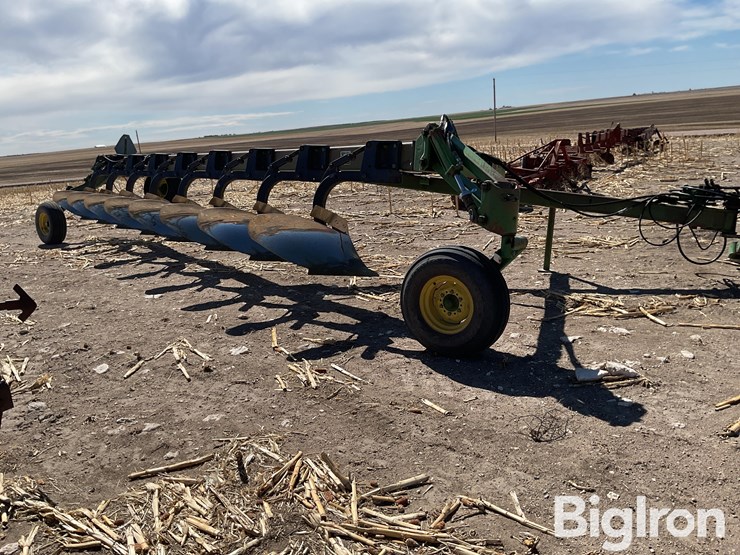 john-deere-2700-image-4