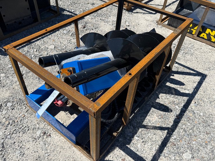 #45377-•-unused-agt-skid-steer-auger-w/-(3)-bits-image-3