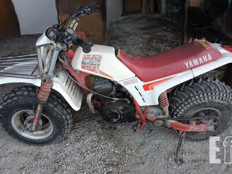 1986-yamaha-tw200-image-1