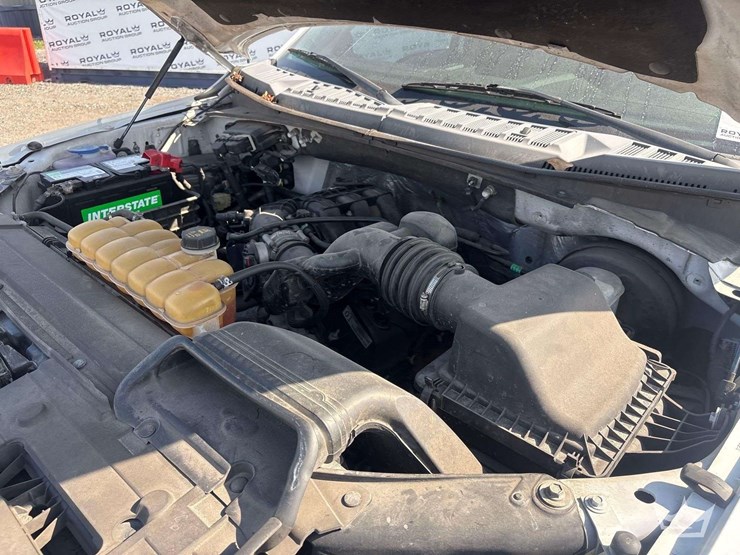 2015-ford-f150-image-8