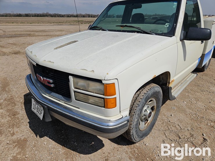 1999-gmc-sierra-2500-image-9