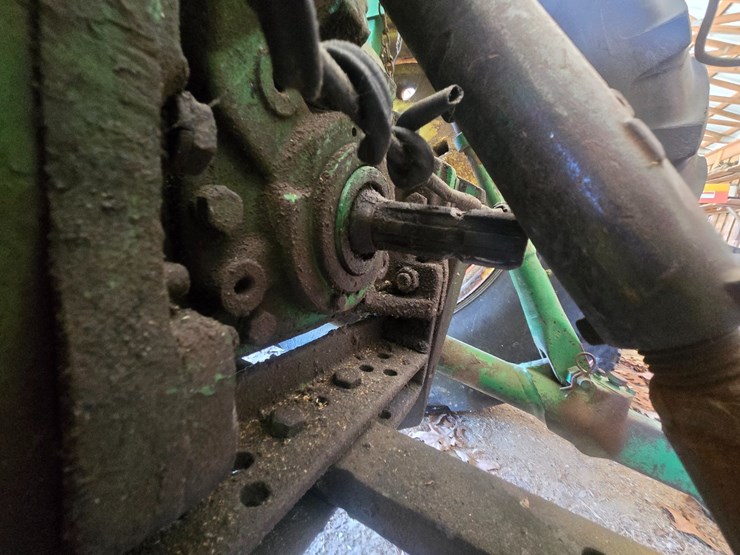 john-deere-4020-image-37