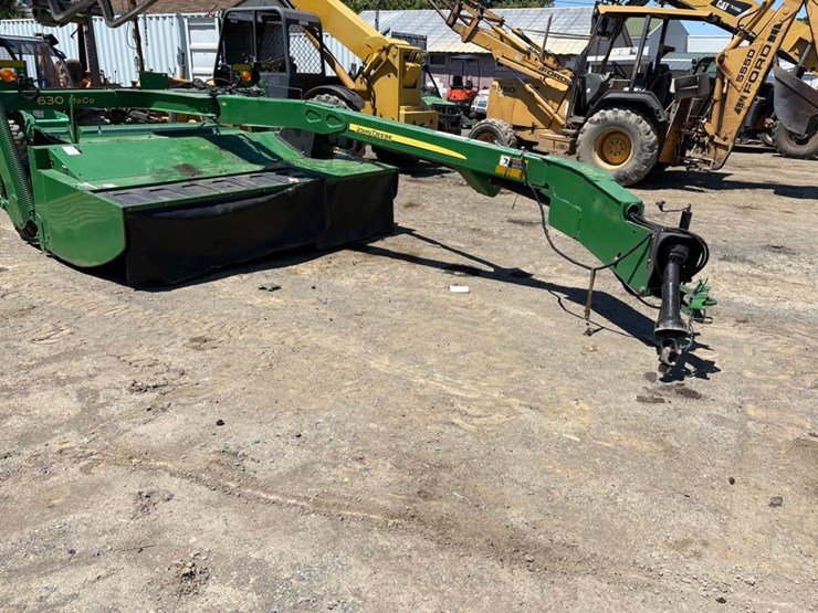 john-deere-630-image-8