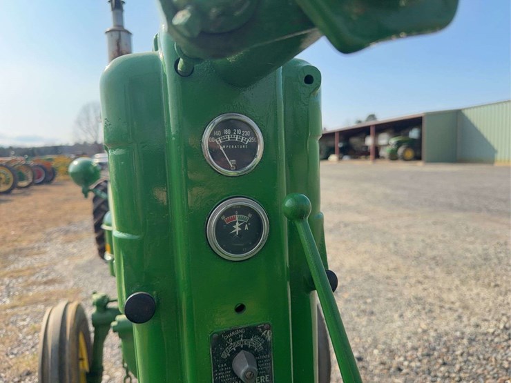 john-deere-m-image-37