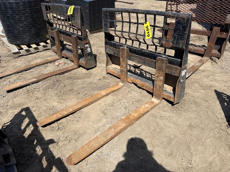 #3919-•-approx-48"-skid-steer-forks-image-1