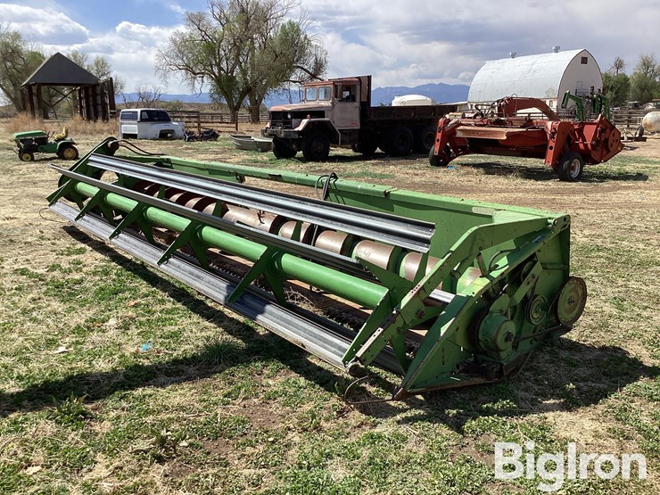 john-deere-222-image-1