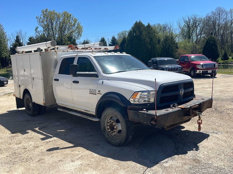 #6925-•-2013-ram-5500-heavy-duty-image-3