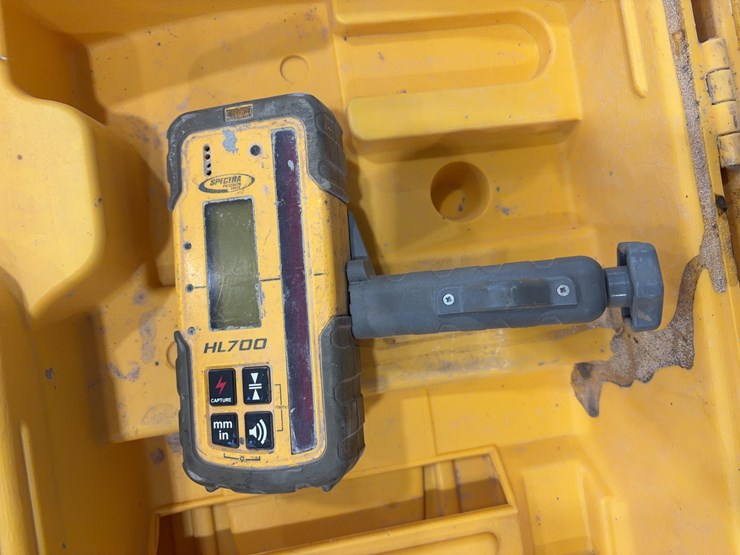 spectra-precision-laser-ll500-laser-level-image-5