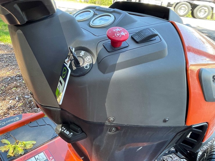 #6929-•-new-husqvarna-riding-lawn-mower-image-11