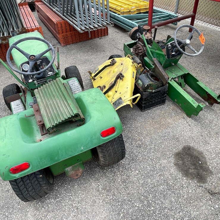 JOHN DEERE 110