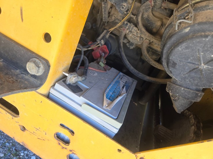 #24312-•-caterpillar-worksite-6x4-image-22