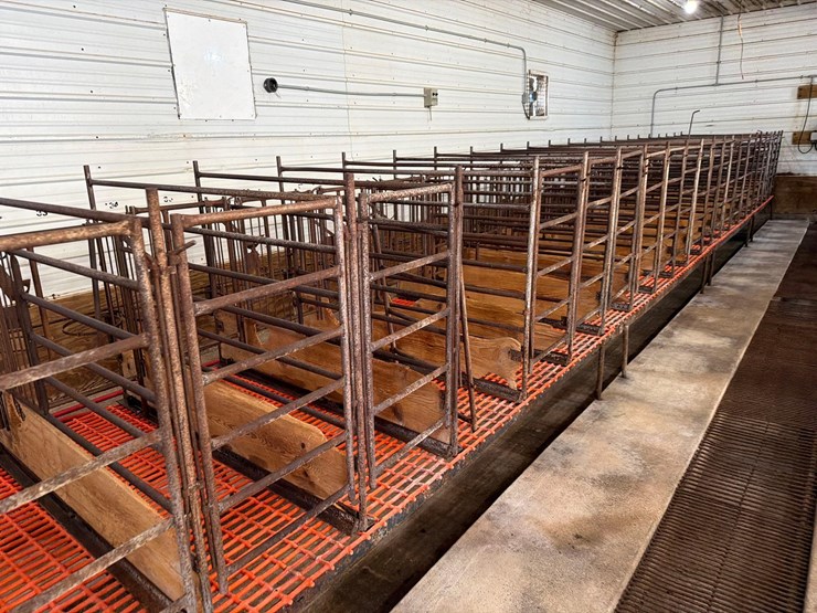 52-metal-calf-crates-image-3