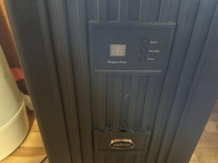 air-purifier-and-clock-image-3