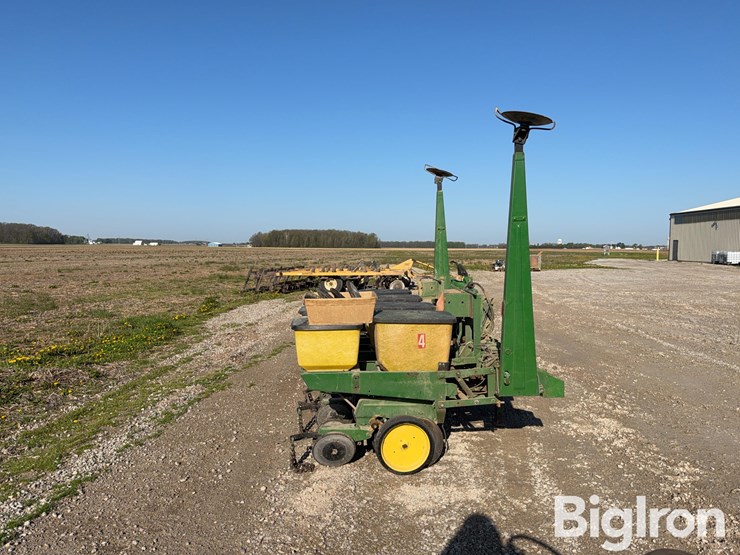 john-deere-7100-image-4