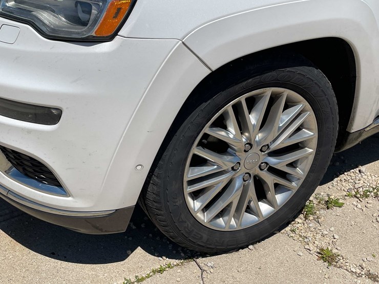 2018-jeep-grand-cherokee-image-10