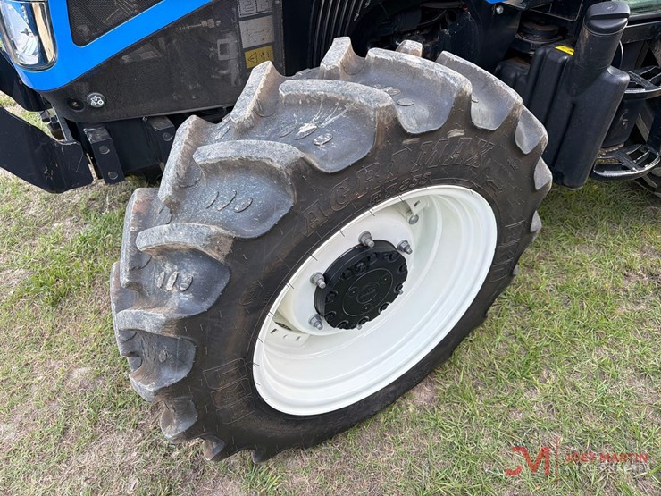 new-holland-powerstar-75-image-5