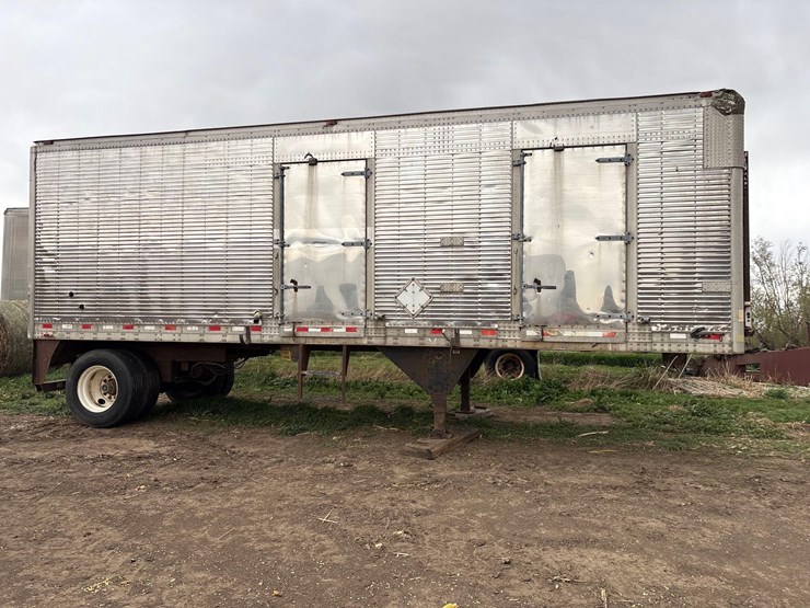 2000-kidron-semi-van-box-spray-trailer-image-1